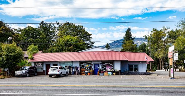 15381 N Highway 41, Rathdrum, ID 83858